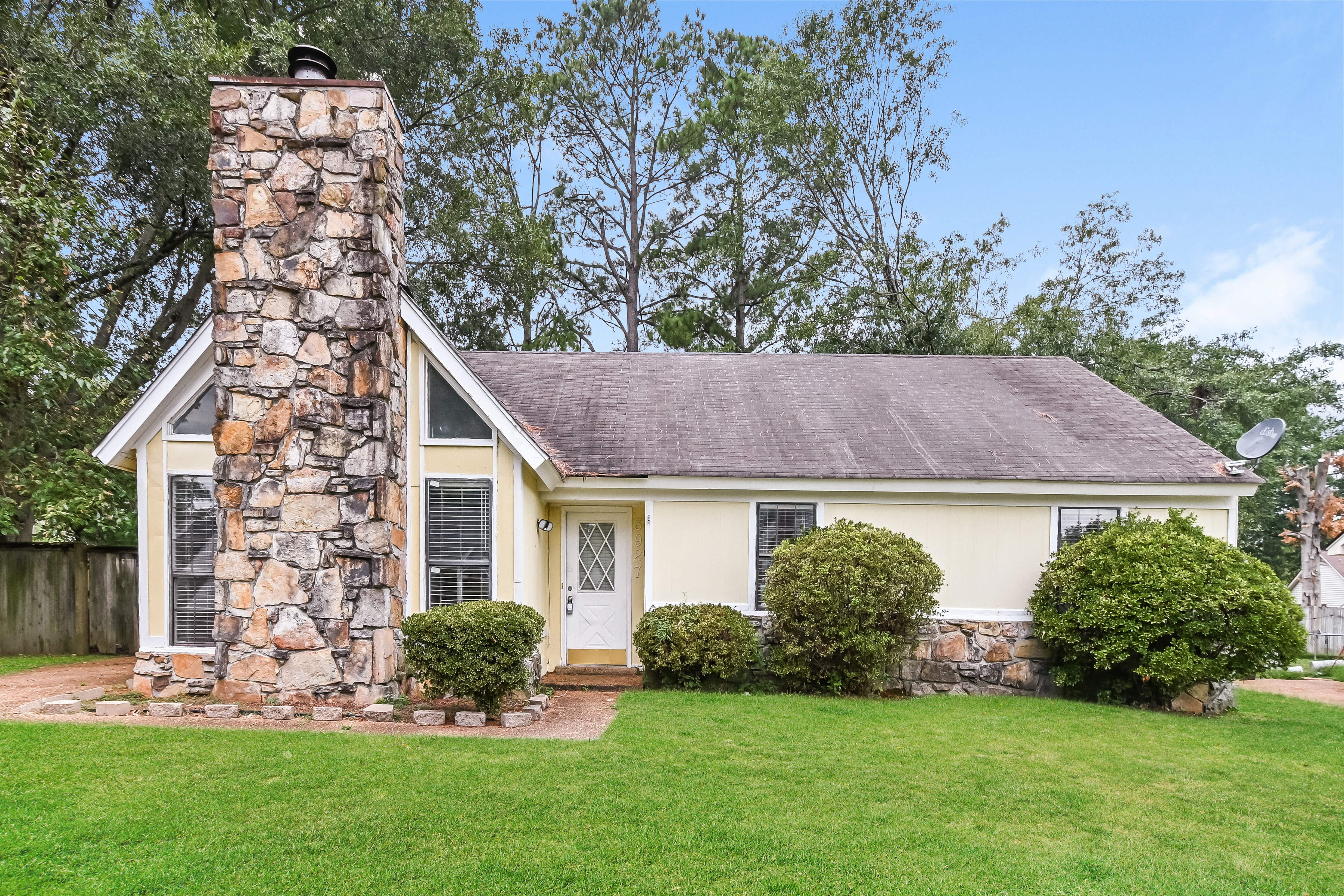3927 Plum Hill Dr Memphis, TN 38135